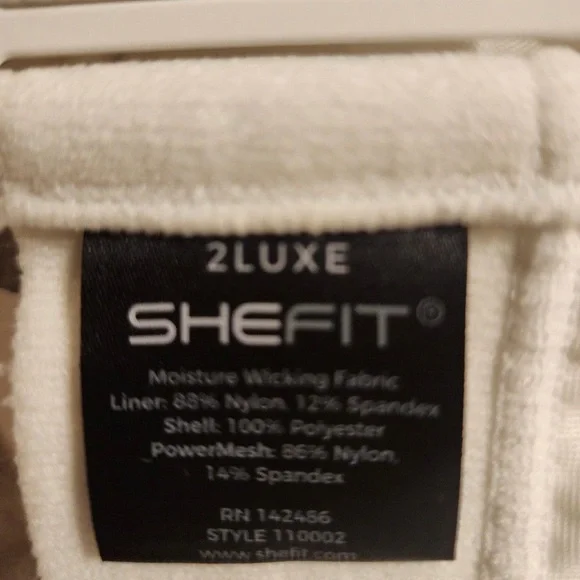 SHEFIT 2luxe whit high impact sports bra - Picture 2 of 3